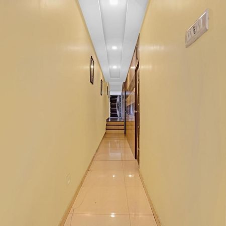 Oyo 84398 Maroshi Residency ムンバイ エクステリア 写真