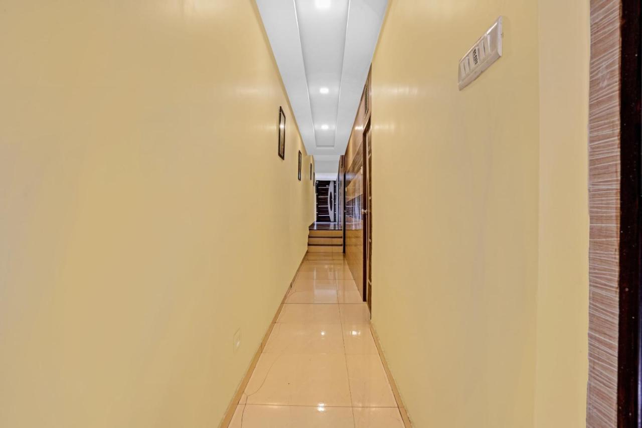 Oyo 84398 Maroshi Residency ムンバイ エクステリア 写真